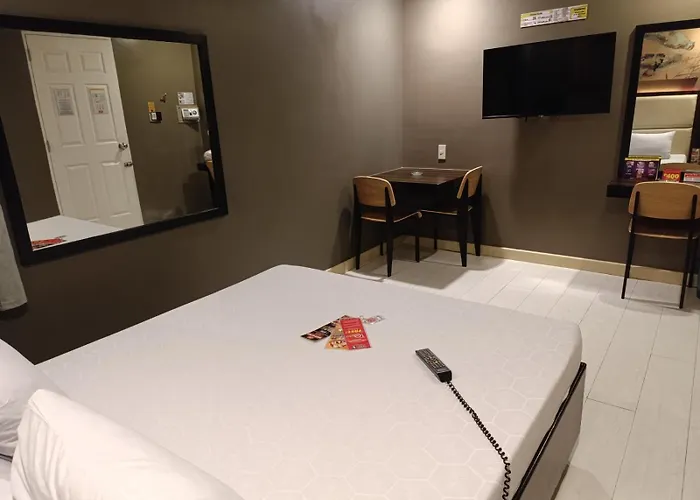 Sogo Quirino Hotel 2*