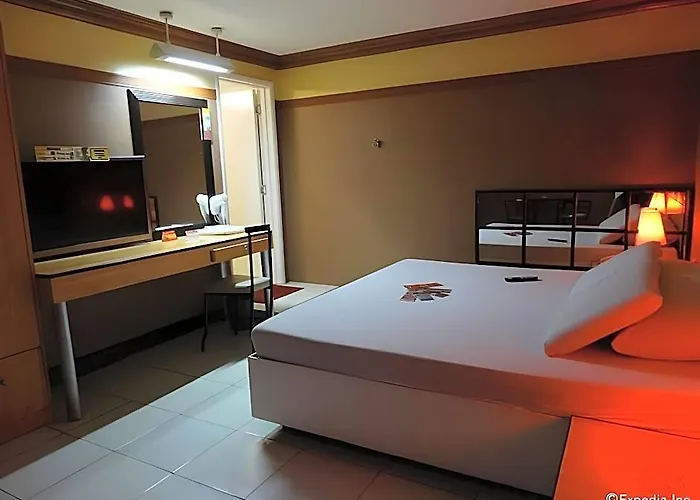 Sogo Quirino Hotel 2*